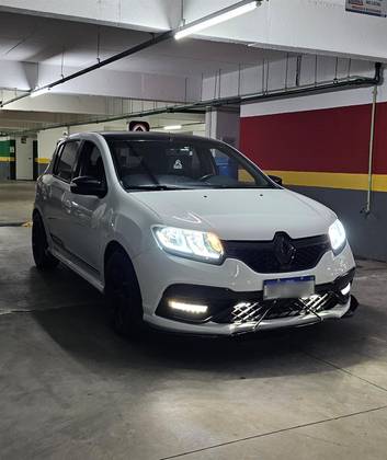 RENAULT SANDERO 2.0 16V HI-FLEX RS MANUAL RENAULT SANDERO 2.0 16V HI-FLEX RS MANUAL